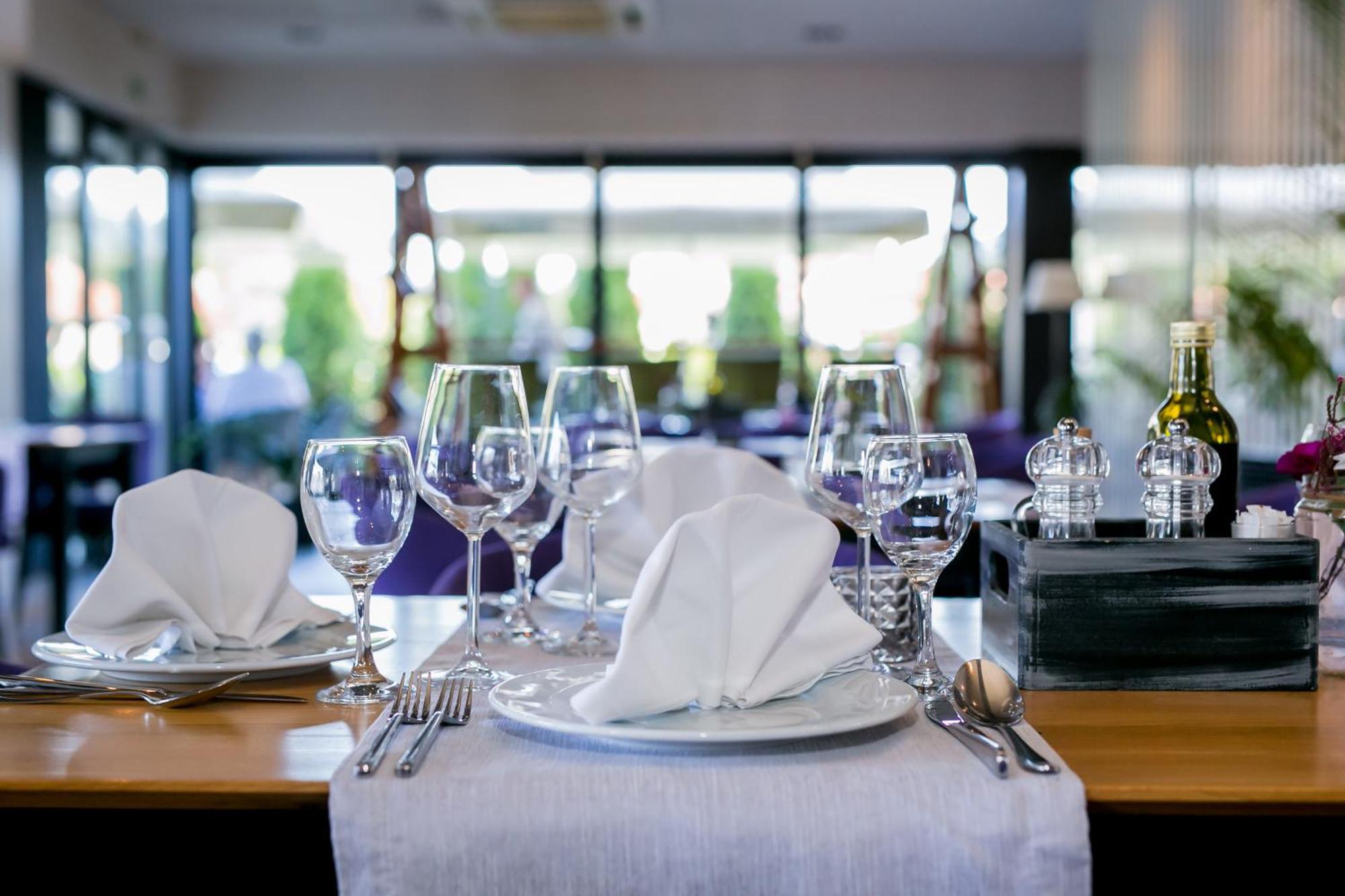 Hotel Emporium Bihać Eksteriør bilde
